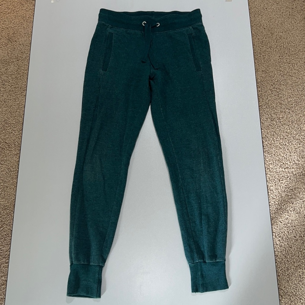 Alo Jogger Sweatpants